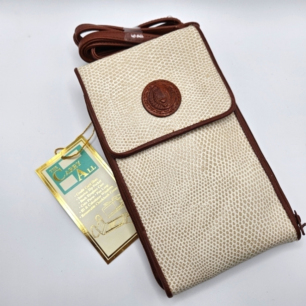 NEW VINTAGE The Original Carry All Crossbody Bag Convertible Strap